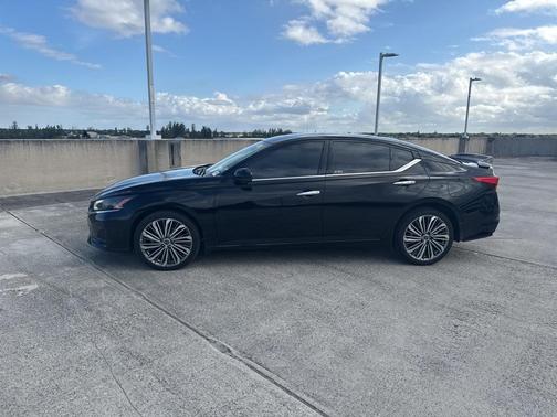 2023 Nissan Altima 2.5 SL