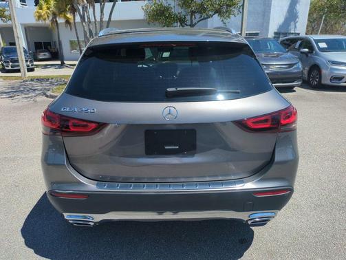 2022 Mercedes-Benz GLA 250 Base