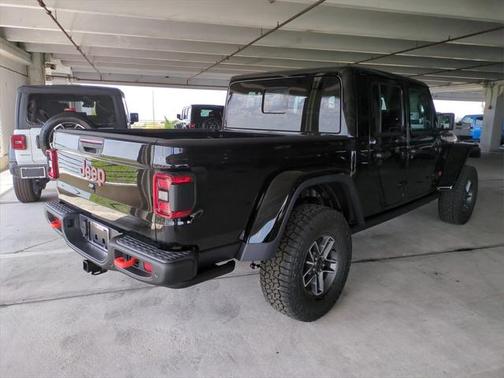 2025 Jeep Gladiator Mojave X