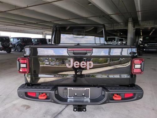 2025 Jeep Gladiator Mojave X