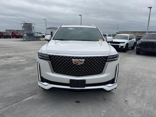2022 Cadillac Escalade ESV Luxury
