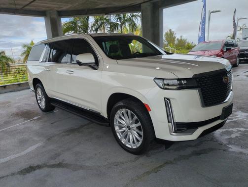 Crystal White Tricoat 2022 Cadillac Escalade ESV Luxury