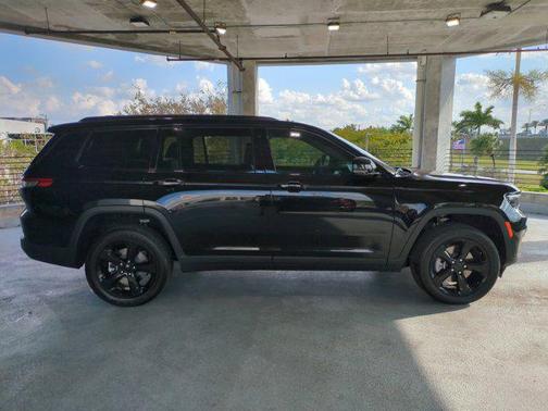 2025 Jeep Grand Cherokee L Altitude