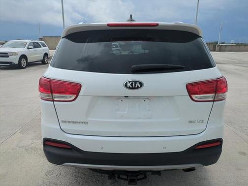 2016 Kia Sorento EX