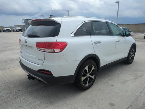 2016 Kia Sorento EX