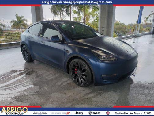 2022 Tesla Model Y Performance Dual Motor All-Wheel Drive
