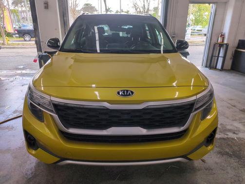 2021 Kia Seltos S