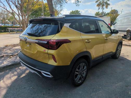 2021 Kia Seltos S