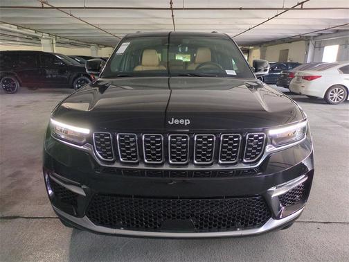 2025 Jeep Grand Cherokee Summit