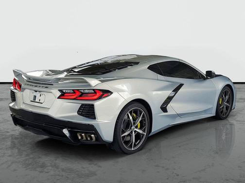 Silver Flare Metallic 2022 Chevrolet Corvette Stingray w/3LT