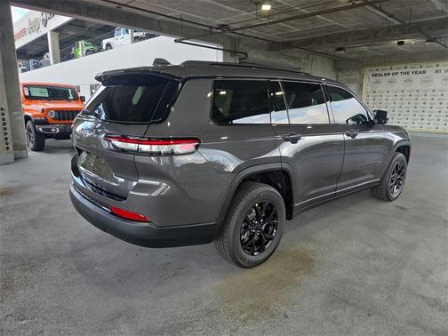 2025 Jeep Grand Cherokee L Altitude