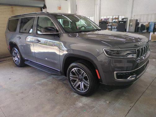 2024 Jeep Wagoneer Series II 4x2