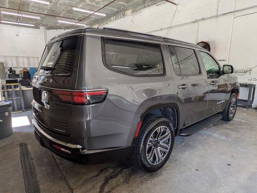 2024 Jeep Wagoneer Series II 4x2