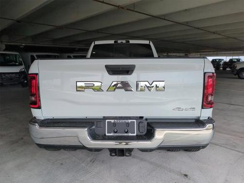 2025 RAM 3500 Tradesman Crew Cab 4x4 8' Box