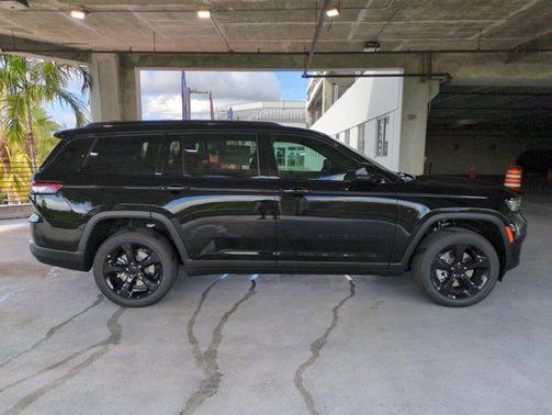 2025 Jeep Grand Cherokee L Altitude