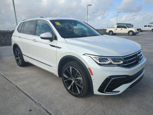 2022 Volkswagen Tiguan 2.0T SEL R-Line 4MOTION