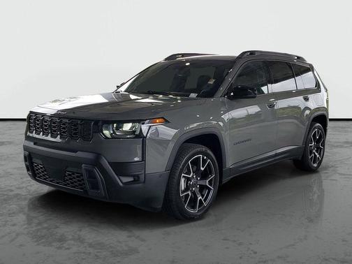 Sting-Gray Clearcoat 2026 Jeep Cherokee Overland