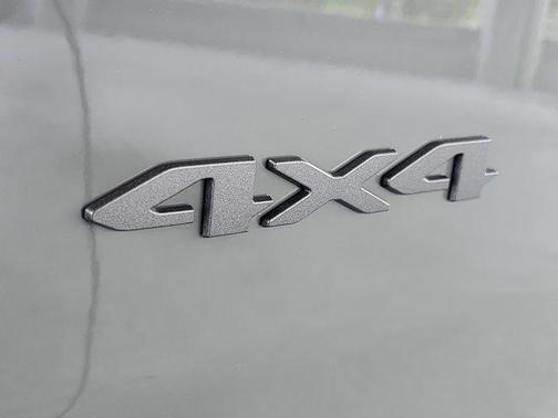 Sting-Gray Clearcoat 2026 Jeep Cherokee Overland