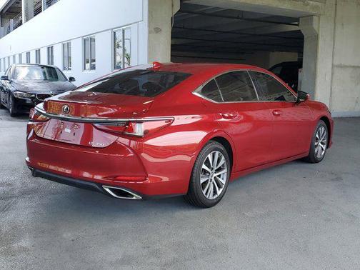 Matador Red Mica 2020 Lexus ES 350 Base