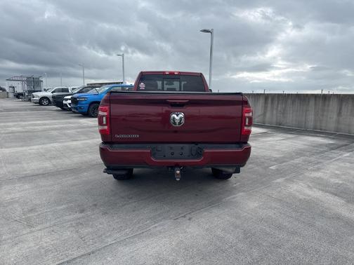 2022 RAM 2500 Laramie Crew Cab 4x2 8' Box