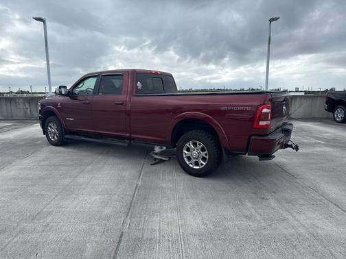 2022 RAM 2500 Laramie Crew Cab 4x2 8' Box