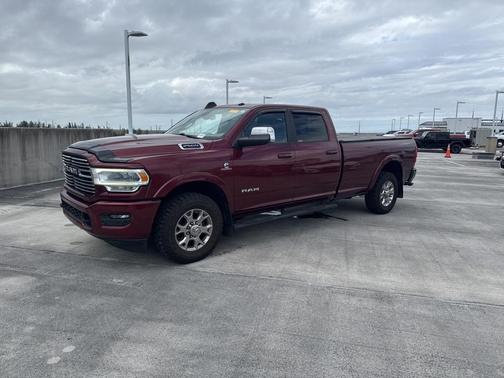 2022 RAM 2500 Laramie Crew Cab 4x2 8' Box