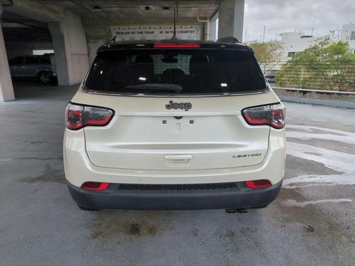Pearl White Tri-Coat 2018 Jeep Compass Limited