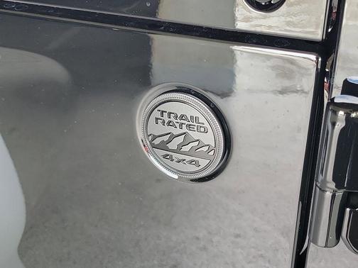 Black Clearcoat 2026 Jeep Gladiator Sport