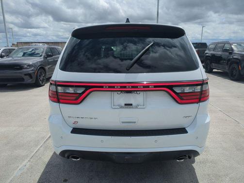 White Knuckle Clearcoat 2026 Dodge Durango GT HEMI V8 AWD
