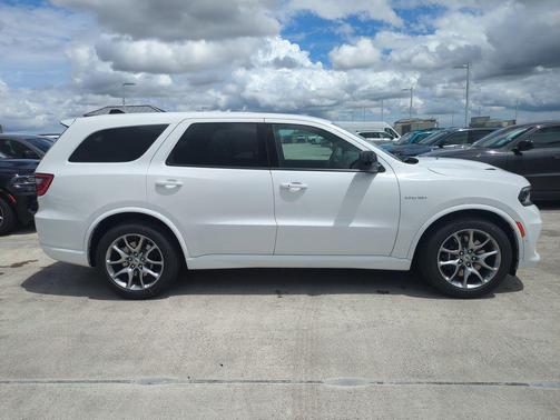 White Knuckle Clearcoat 2026 Dodge Durango GT HEMI V8 AWD