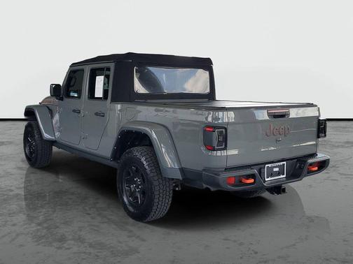 Sting-Gray Clearcoat 2021 Jeep Gladiator Mojave 4x4