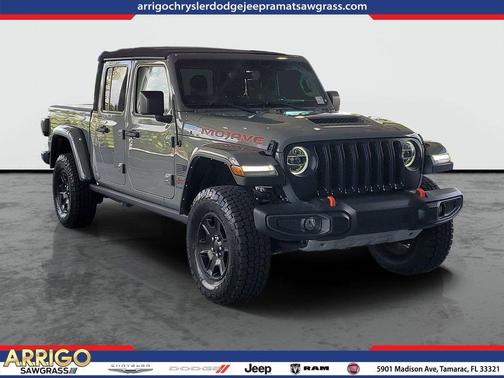 Sting-Gray Clearcoat 2021 Jeep Gladiator Mojave 4x4