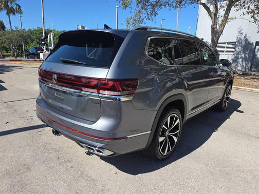 2024 Volkswagen Atlas 2.0T SEL Premium R-Line 4MOTION