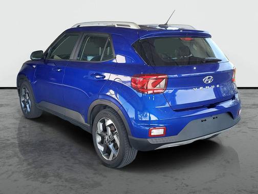 Intense Blue 2024 Hyundai VENUE SEL