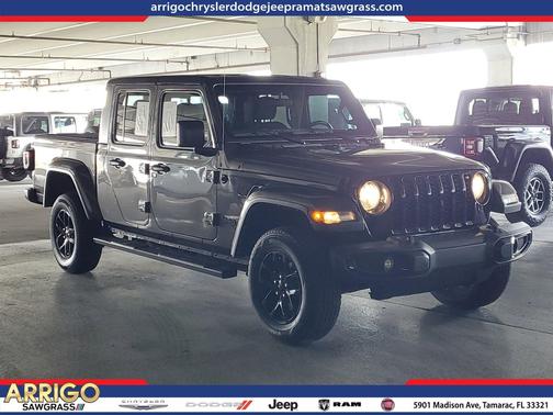 Granite Crystal Metallic Clearcoat 2022 Jeep Gladiator Altitude 4x4