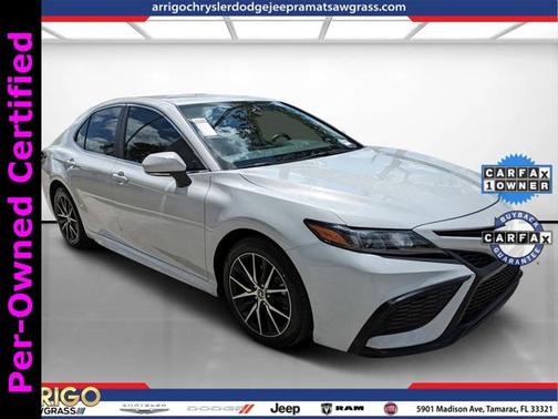 2023 Toyota Camry SE
