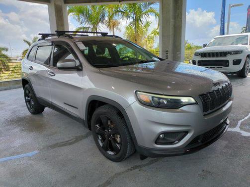 2020 Jeep Cherokee Altitude