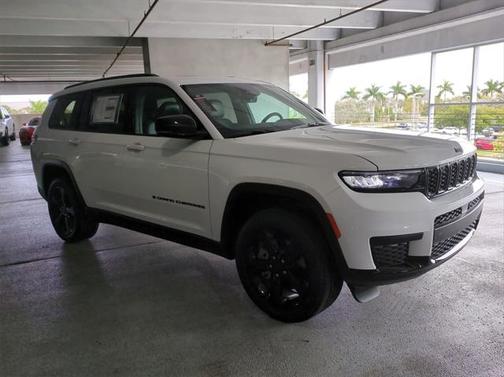 2025 Jeep Grand Cherokee L Altitude