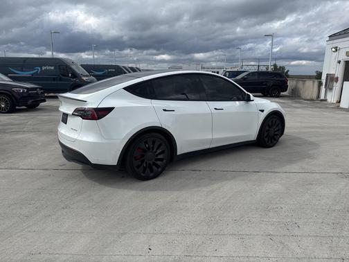 2022 Tesla Model Y Performance Dual Motor All-Wheel Drive