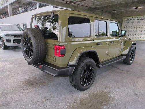 2025 Jeep Wrangler 4xe Sahara