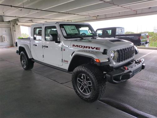 2025 Jeep Gladiator Mojave X