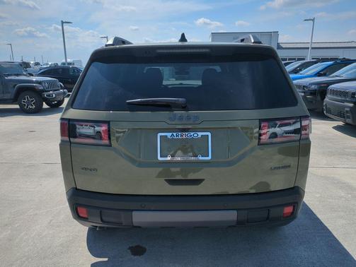 '41 2026 Jeep Cherokee Laredo 4x4