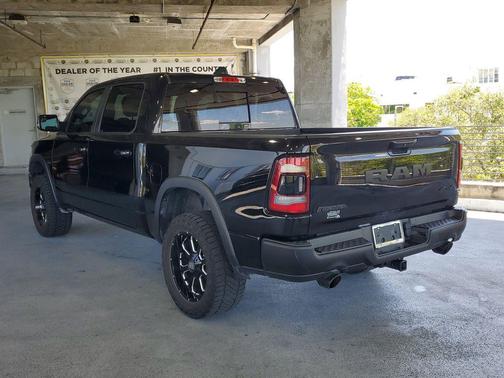 Diamond Black Crystal Pearlcoat 2020 RAM 1500 Rebel