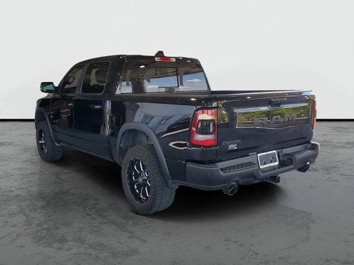 Diamond Black Crystal Pearlcoat 2020 RAM 1500 Rebel