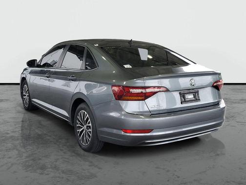 Platinum Gray Metallic 2019 Volkswagen Jetta 1.4T SE