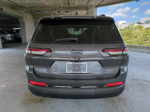2025 Jeep Grand Cherokee L Altitude