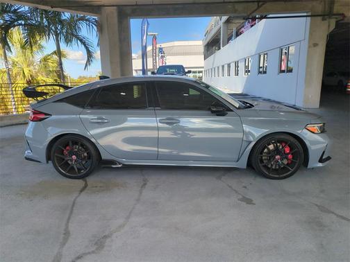 2025 Honda Civic Type R Base