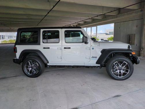 2025 Jeep Wrangler 4xe Sport S