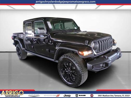 2025 Jeep Gladiator Nighthawk