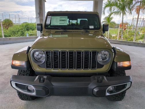 2025 Jeep Gladiator High Tide